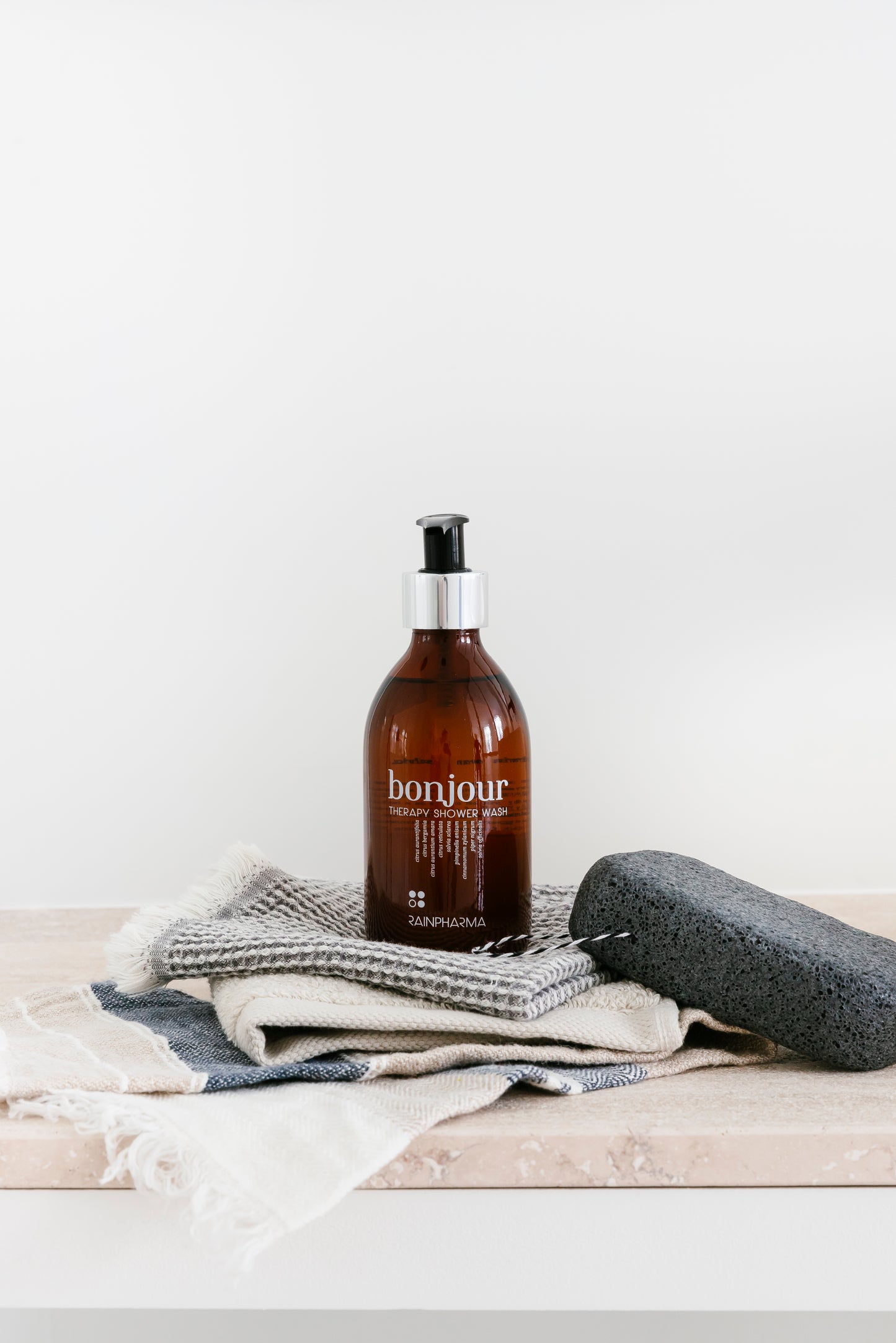 Bonjour therapy shower wash